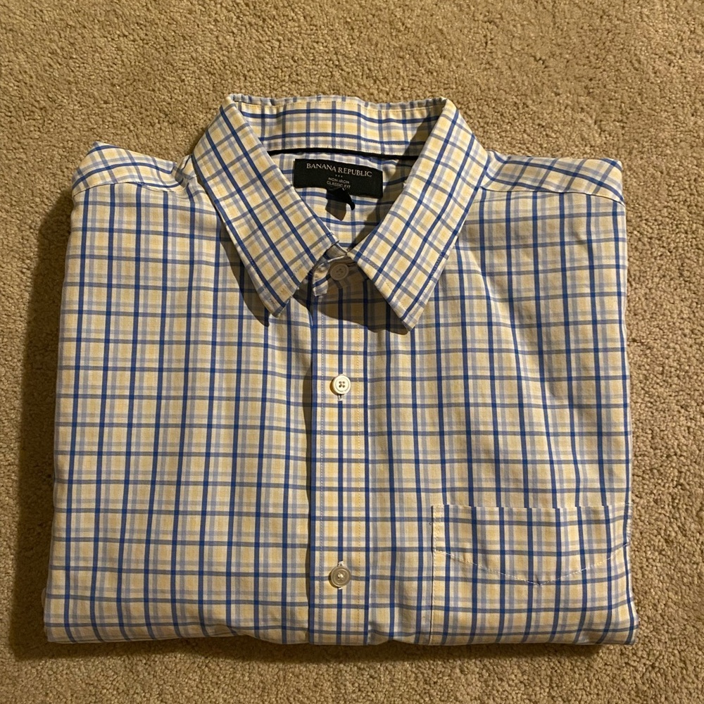 Banana Republic Classic-Fit Non-Iron Shirt